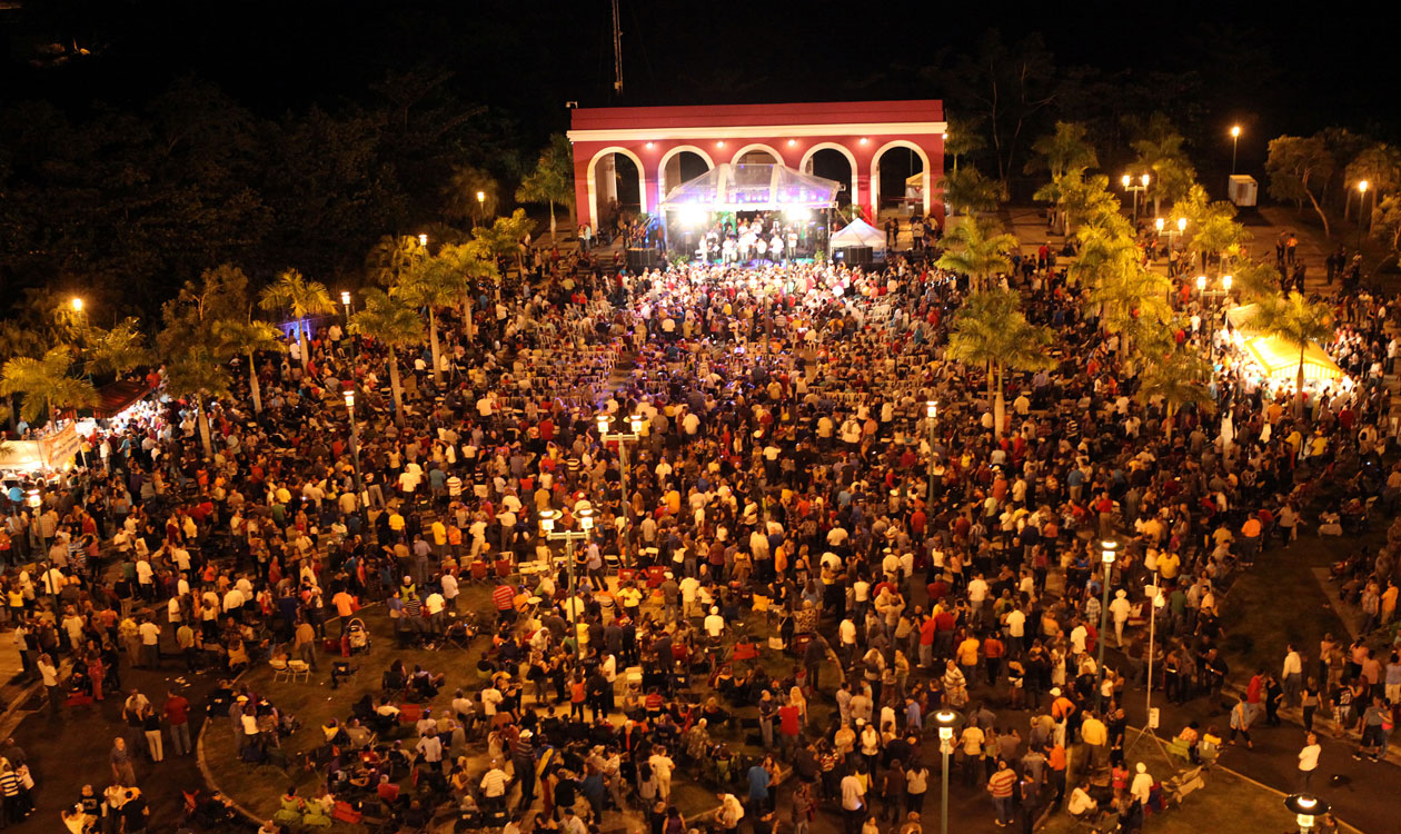 Plaza-de-la-Musica